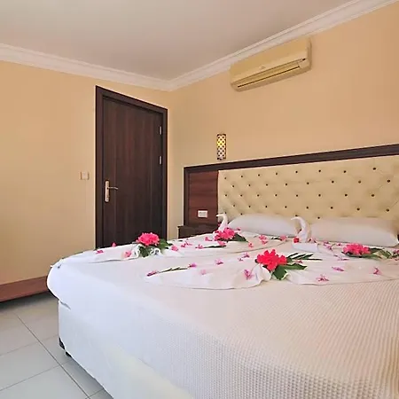 Ozturk Aparthotel